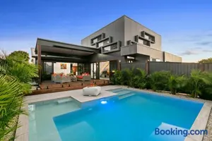 Image of Modern Luxury Pool Oasis