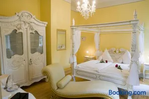 Image of SchlossHOTELGedern