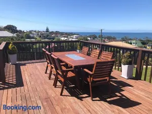 Image of Panoramic Views on Walter