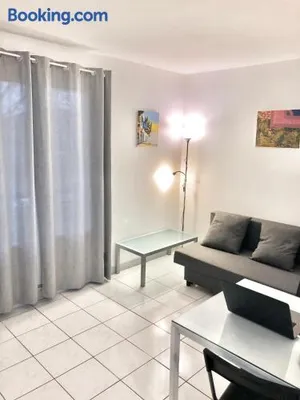 Image of Studio Apartment near to Paris