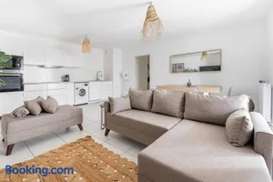 Image of La compagnie du midi/centre ville (gare)/T3/parking/wifi