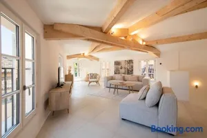 Image of MAISON MARTINE