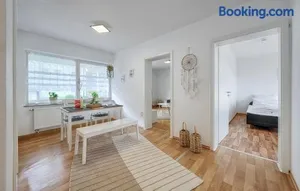 Image of Select-Home 3 - Netflix - Parkplatz - Business Home
