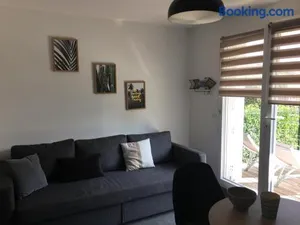 Image of Studio Front de Mer avec Terrasse et Accès Direct Plage à Merville-Franceville - FR-1-487-329