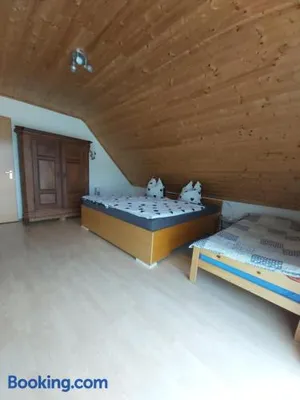 Image of tAllhouse