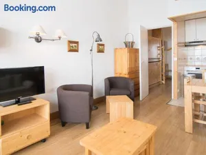 Image of 2P spacieux au Val-Claret, balcon sud/ouest, à 500m des pistes, wifi, animaux admis - FR-1-449-155