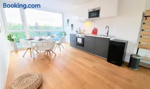 Image of Rooftop Terrace, free garage parking and Pool!
