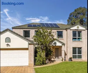 Image of Modern Home - 10 Guests - 5 Bedrooms and Pool