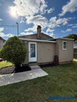 Image of The Cozy Back Bungalow