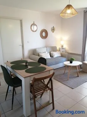 Image of Le cocon de Marie,piscine, balcon, parking gratuit, baignoire