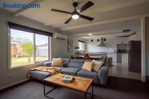 Image of Spacious Kerang Retreat - Stylish & Cosy