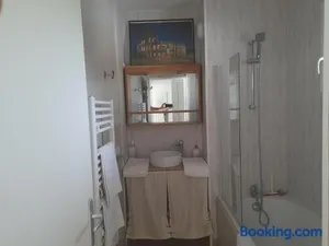 Image of L'escapade Honfleuroise T2, Piscine, Parking, Wifi