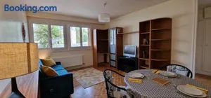 Image of Le Sleipnir - Appartement cantilien calme (proche gare SNCF)