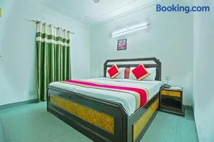 Image of HOTEL ARINA
