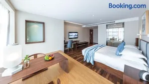 Image of Pagoda Hotel West Lake Wulin Hangzhou