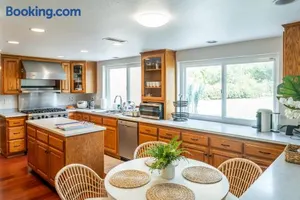 Image of Luxurious Villa in Diamond Bar- Private Cul-de-Sac