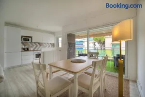 Image of IMMOGROOM - Terrace - Near shops - Parking - Wifi - AC livingroom