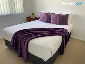 Image of BLK Stays Guest House Deluxe Units Caboolture South