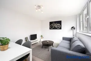 Image of Charming Apartment in the Pleydell Estate