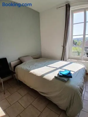 Image of Grande chambre lumineuse au coeur de la Gaume - Chambre 4 - 1er étage