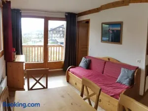 Image of Appart 6 pers avec piscine, skis, ascenseur à Lanslebourg - FR-1-508-93