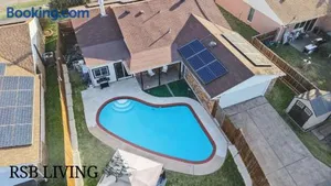 Image of Charming 3Bd 2Ba Home with Private Pool