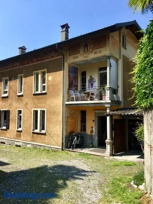 Image of Baia del Re da joli e Amedeo Lago Maggiore