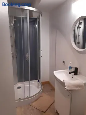 Image of Studio central airco et local vélo