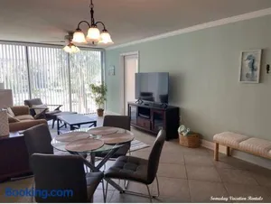 Image of Biloxi Beach-Good Vibes Condo