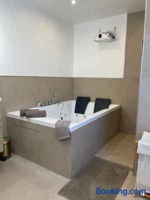 Image of L’Harmonie - suite balneo
