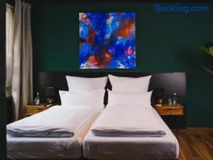 Image of Friedrich DAS BETT