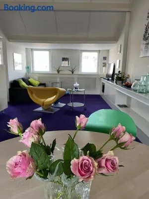 Image of PetitGrandeur