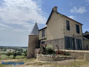 Image of Demeure de caractère avec piscine et parking, animaux admis, wifi - FR-1-489-457