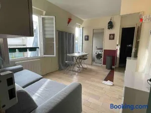 Image of Wonderful apartment near Arc de Triomphe 2P