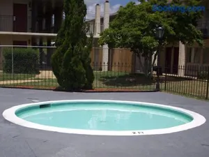 Image of Executive Inn & Suites