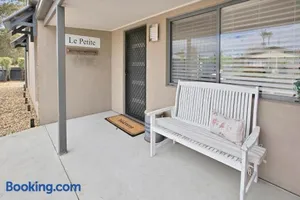 Image of Le Petite