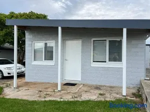 Image of Modern 1 bedroom studio free parking close to CBD