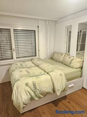 Image of Chambre cosy et lumineuse dans un cadre calme