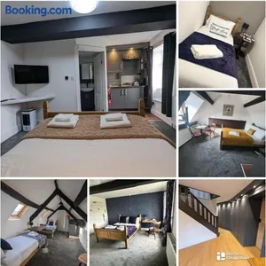 Image of The White Lion Hotel, Church Road, Yate BS37 5BG Self-check-in FREE PARKING