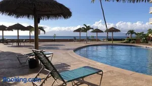 Image of Oceanfront Studio with AC, Gym & Pool - Kahana Gem!
