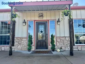 Image of The Guesthouse l Creekside