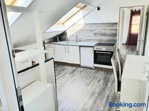 Image of FMI110 Next to Airport