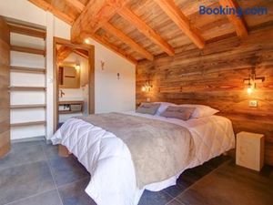 Image of Appartement de standing 4* avec sauna et parking - 3 chambres, 8 pers, Les Gets - FR-1-598-11