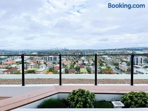 Image of New Apartment close to Westfield and Hospital