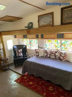 Image of Cabin 2 - steps from the river!