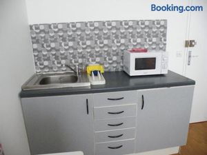 Image of Grande chambre privée avec toilette partagée