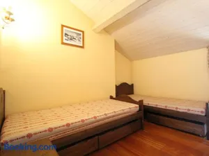 Image of Spacieux duplex 10 pers à Lanslebourg avec cheminée, WIFI, 4 chambres - FR-1-508-43