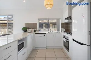 Image of Modern 3BR Home in Peaceful Deebing Heights