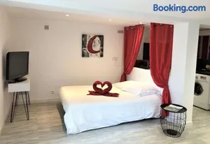 Image of Appartement 50 m2 dans une maison privative avec terrasse et jardin privée