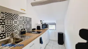 Image of J.Mo Home - Louvroil - Calme - Idéal couple - Déplacement PRO